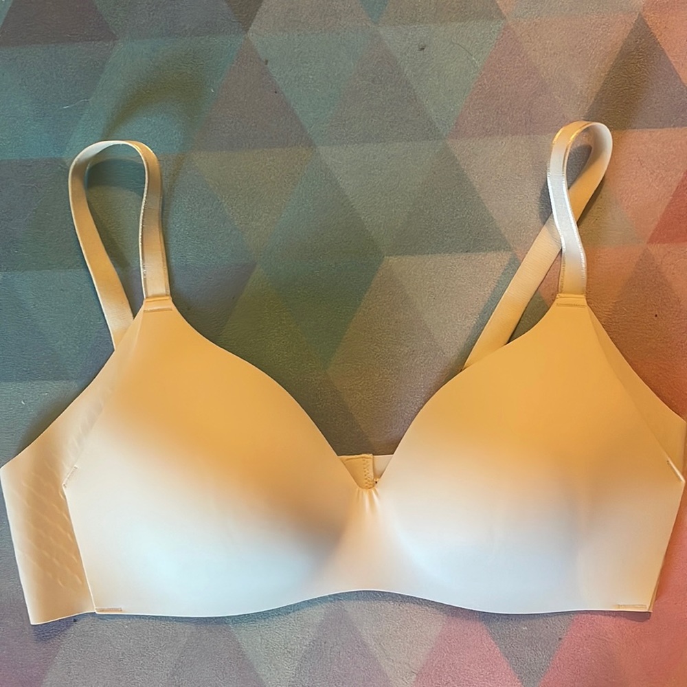 Knix WingWoman Contour Nude Bra Size 3 NWOT